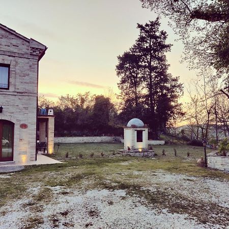 L' Antico Pozzo Country House Monsampietro Morico Екстер'єр фото