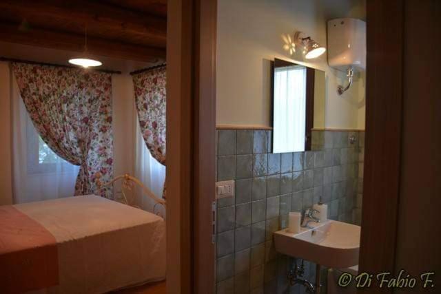 L' Antico Pozzo Country House Monsampietro Morico Екстер'єр фото